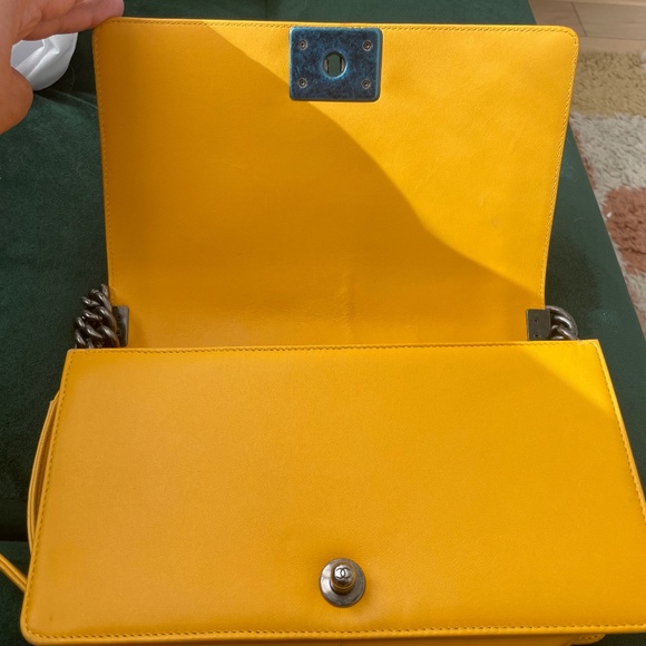 Chanel Boy Flap Bag Quilted Lambskin Old Medium - Picture 5 of 12